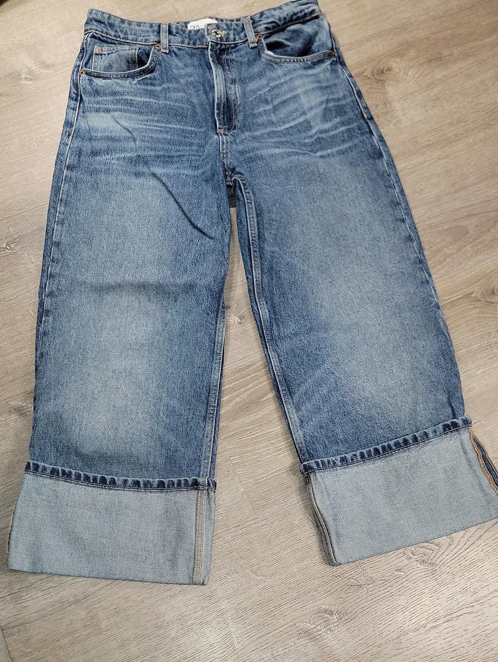 Zara Light Blue Cropped Wide-Leg Jeans